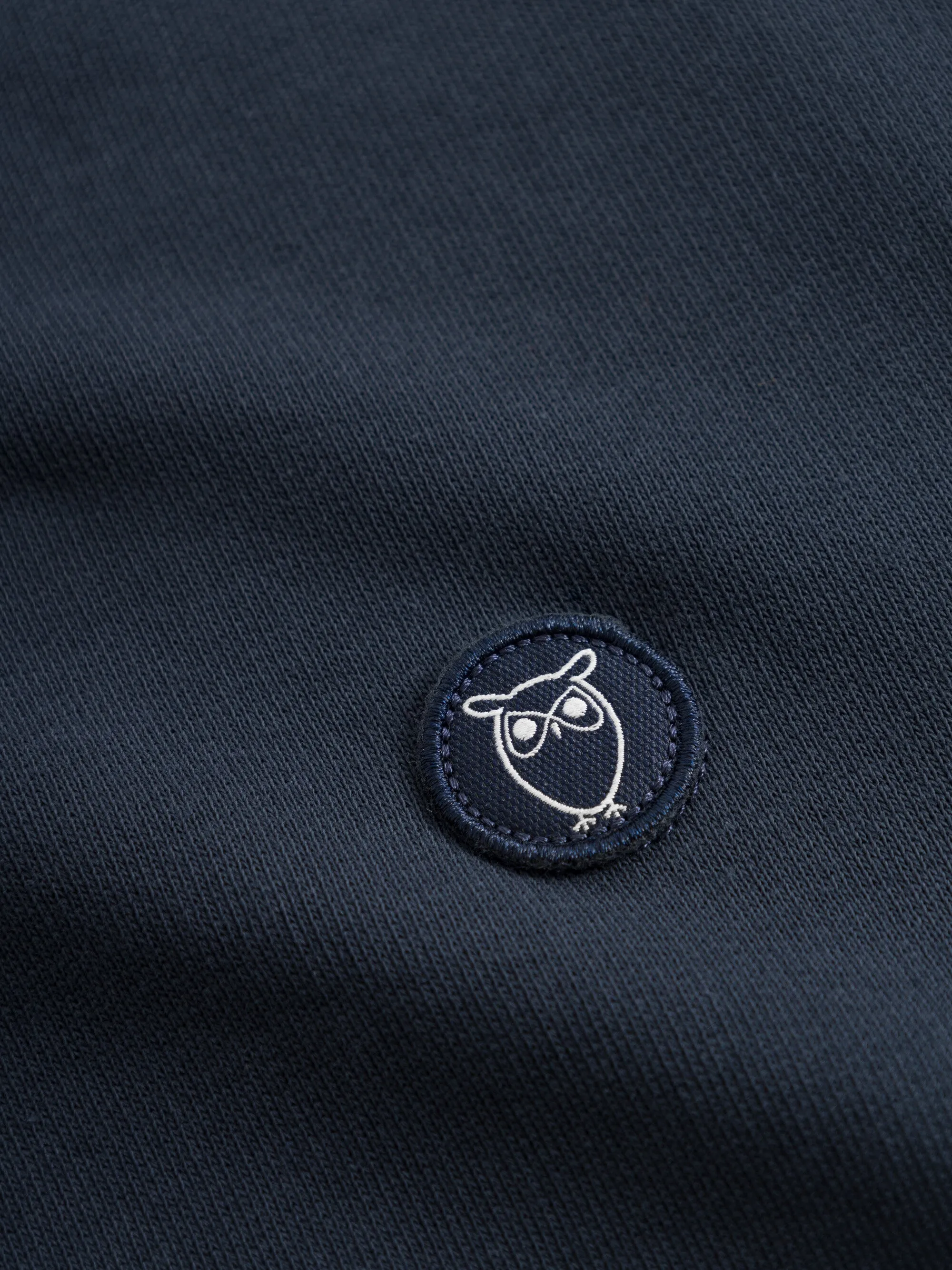 Basic badge sweat - Total Eclipse Knowledge Cotton