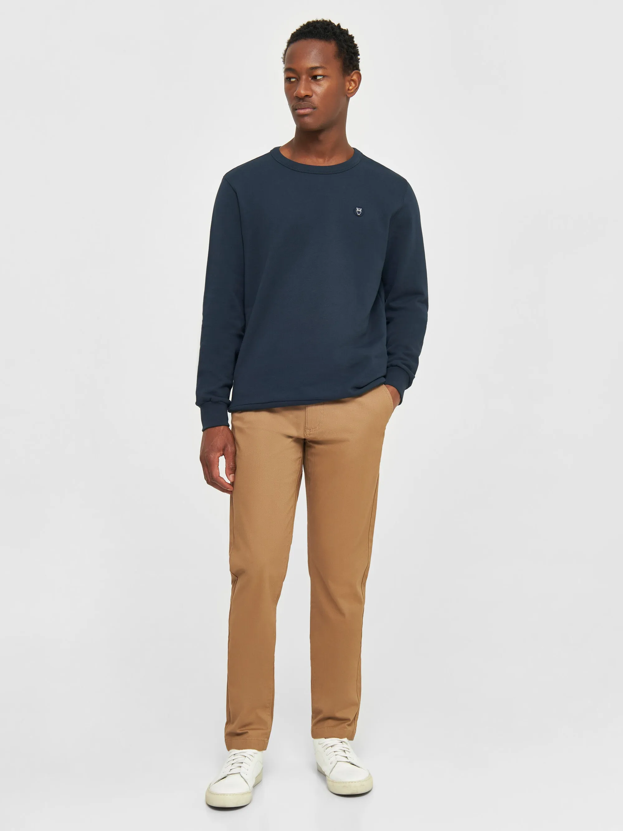 Basic badge sweat - Total Eclipse Knowledge Cotton
