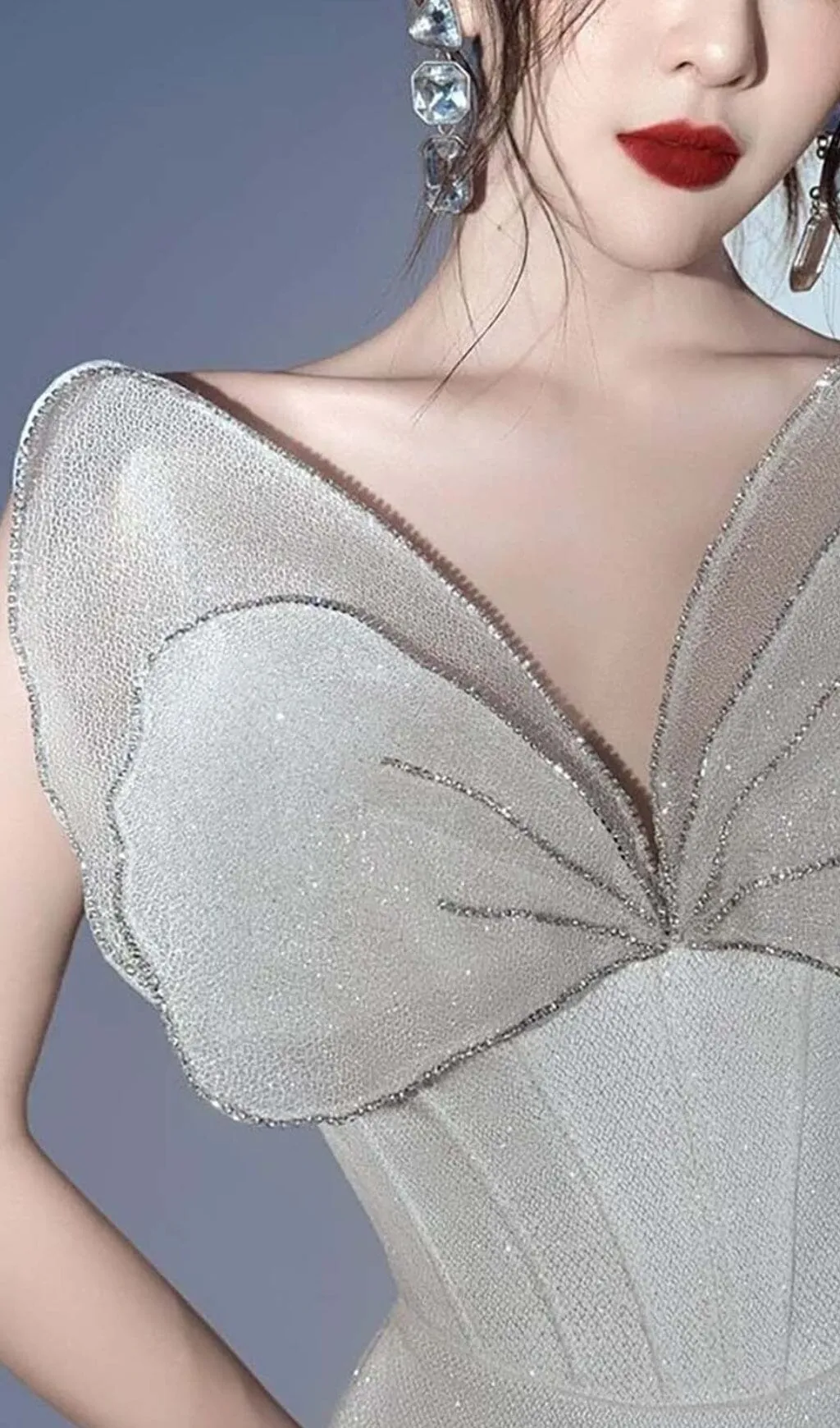 BOW STRAPLESS MINI DRESS IN WHITE Gloria Lanvin