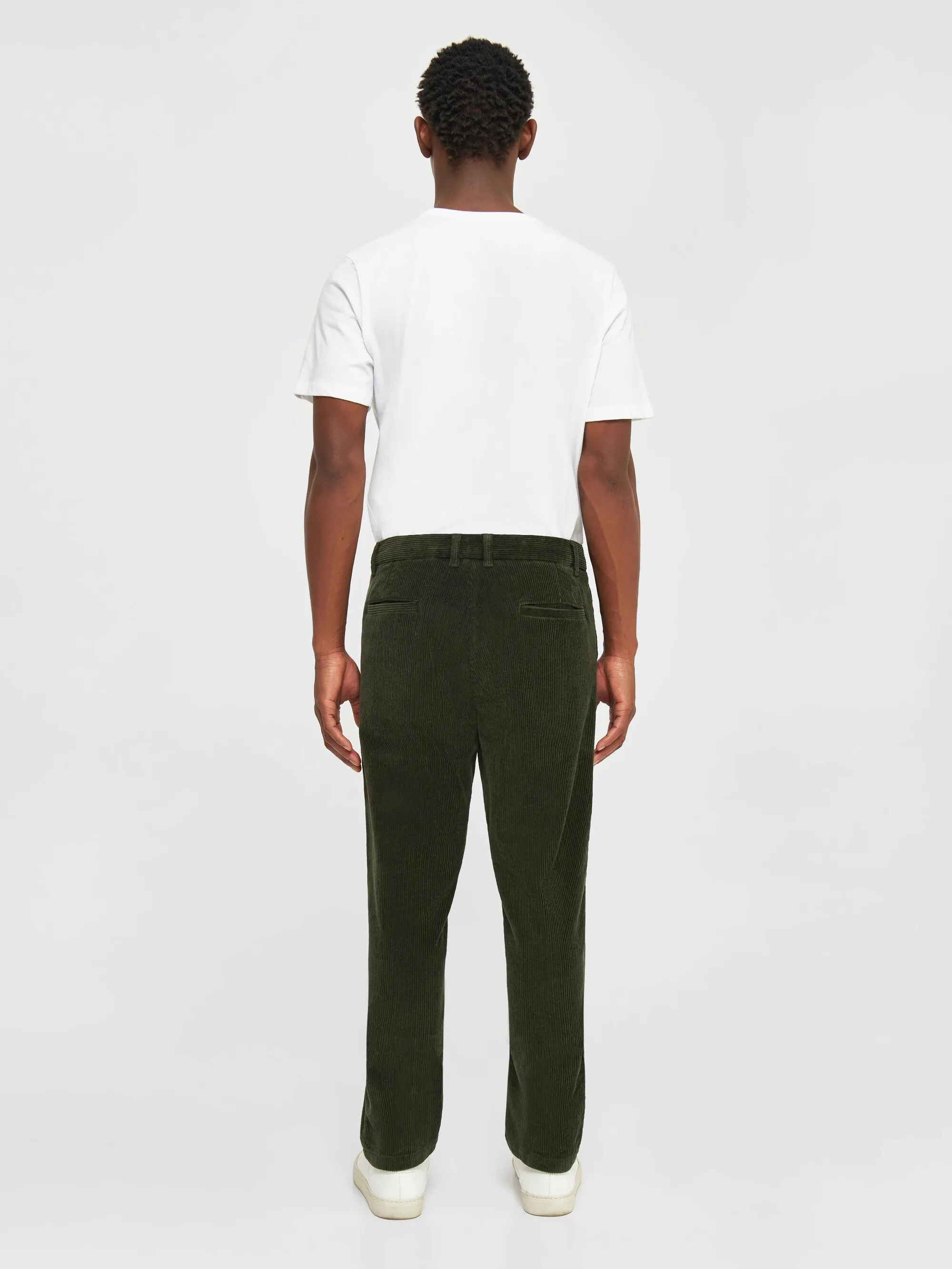 CHUCK regular 8-wales corduroy chino pants - Forrest Night Knowledge Cotton