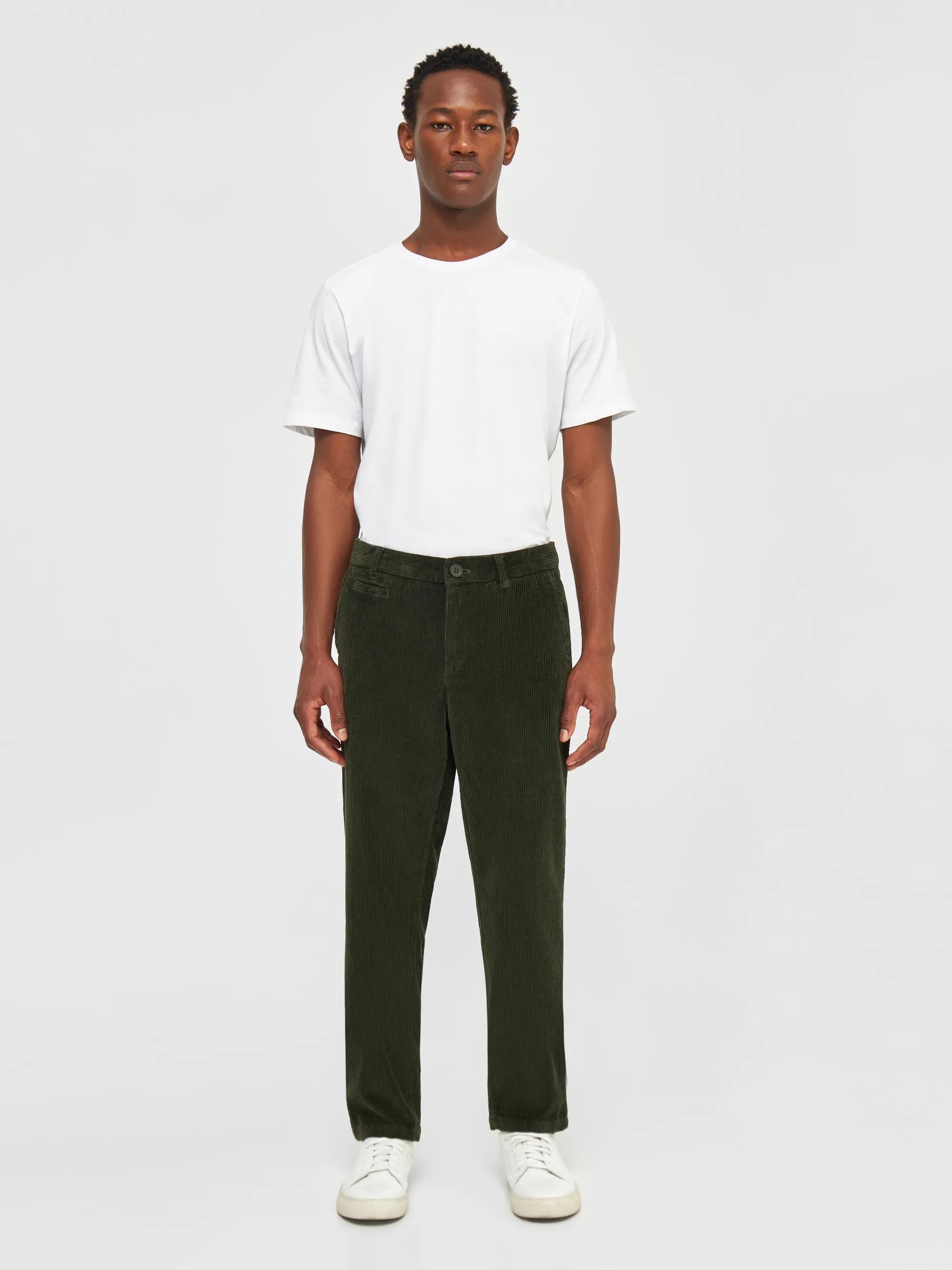 CHUCK regular 8-wales corduroy chino pants - Forrest Night Knowledge Cotton