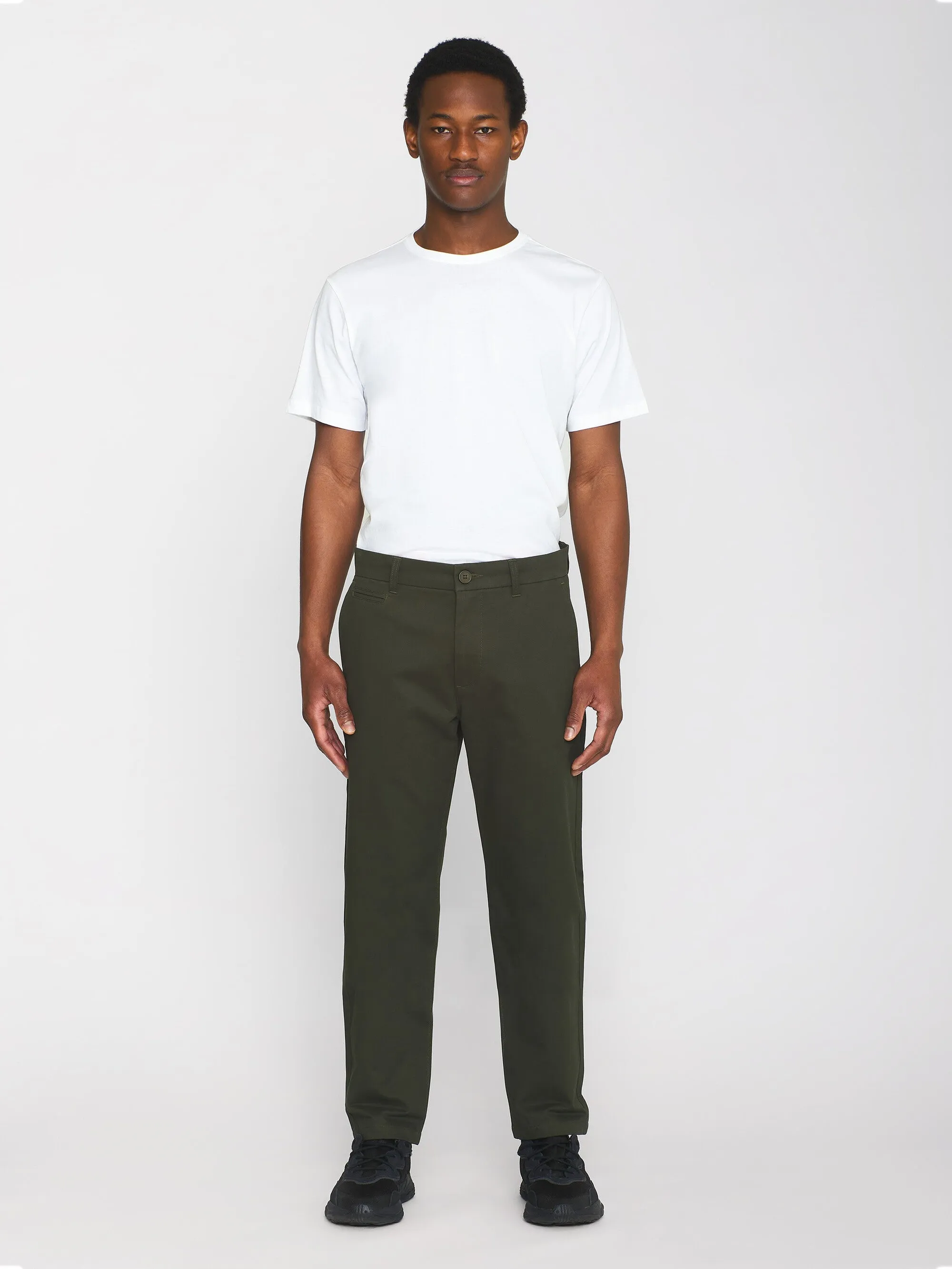 CHUCK regular twill chino pants - Forrest Night Knowledge Cotton