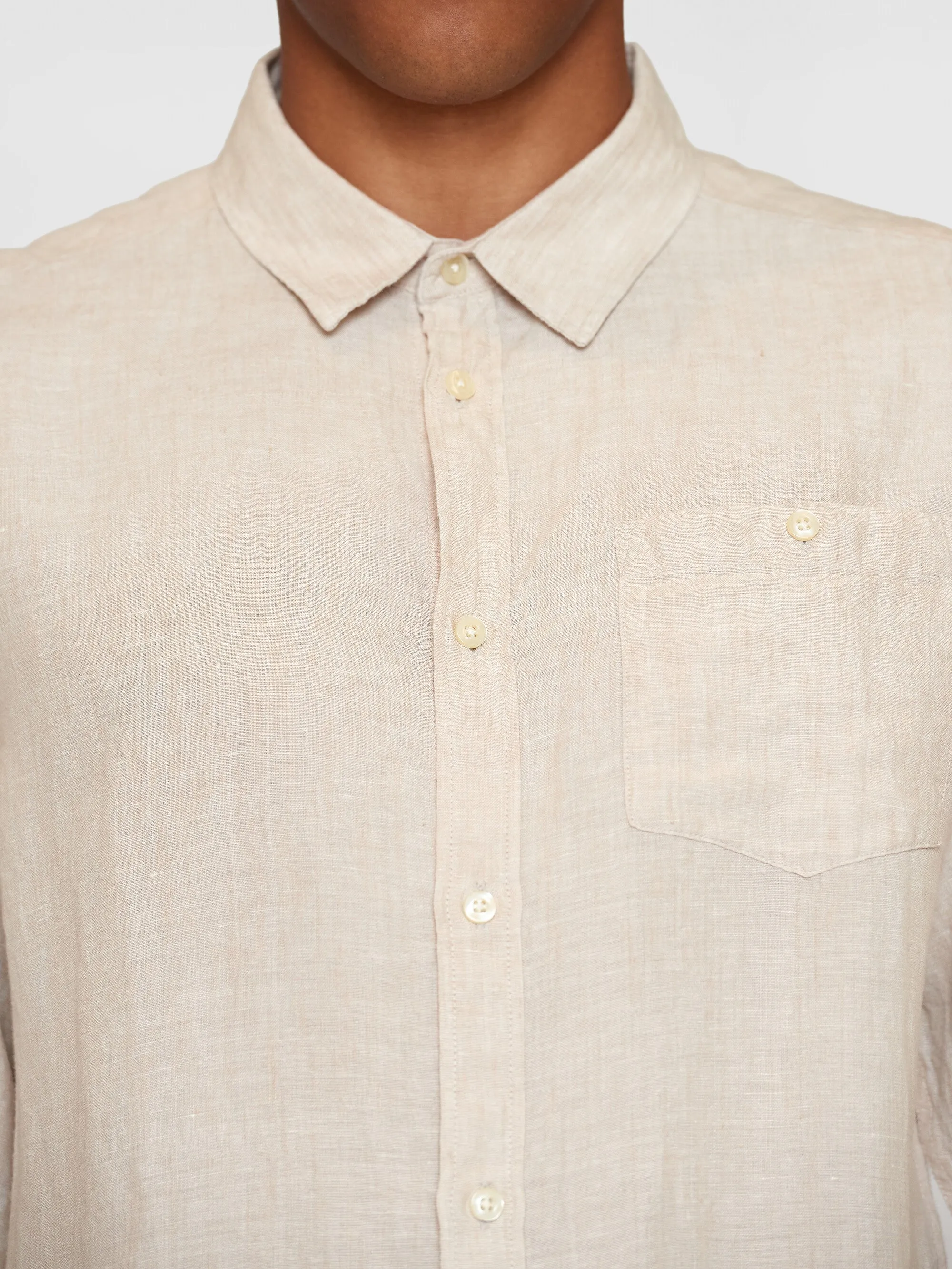 Custom fit linen shirt - Yarndyed - Light feather gray Knowledge Cotton