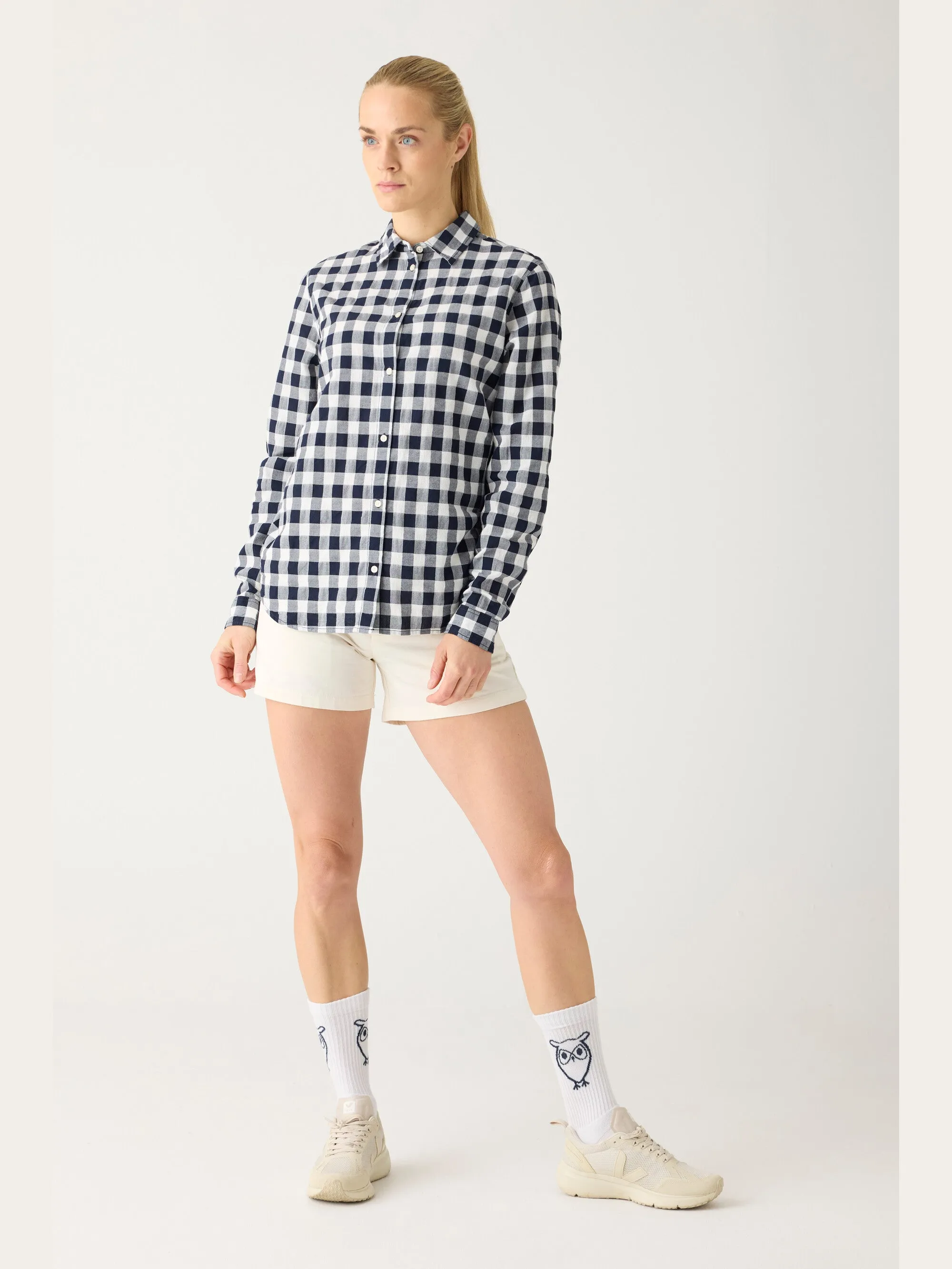GALE boyfriend mid-rise twill chino shorts - GOTS/Vegan - Egret Knowledge Cotton