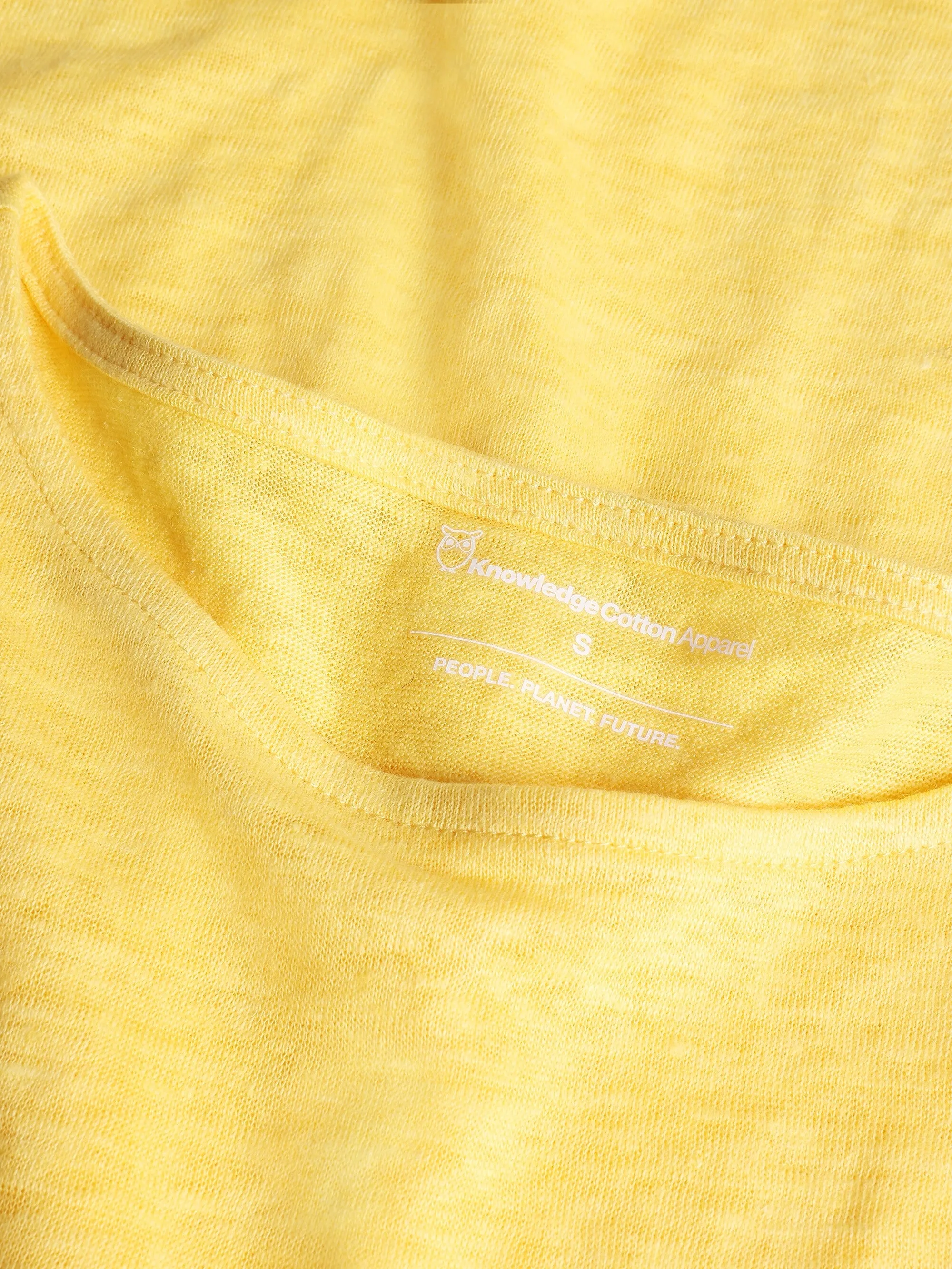 Loose fold up linen t-shirt - Yarrow Knowledge Cotton