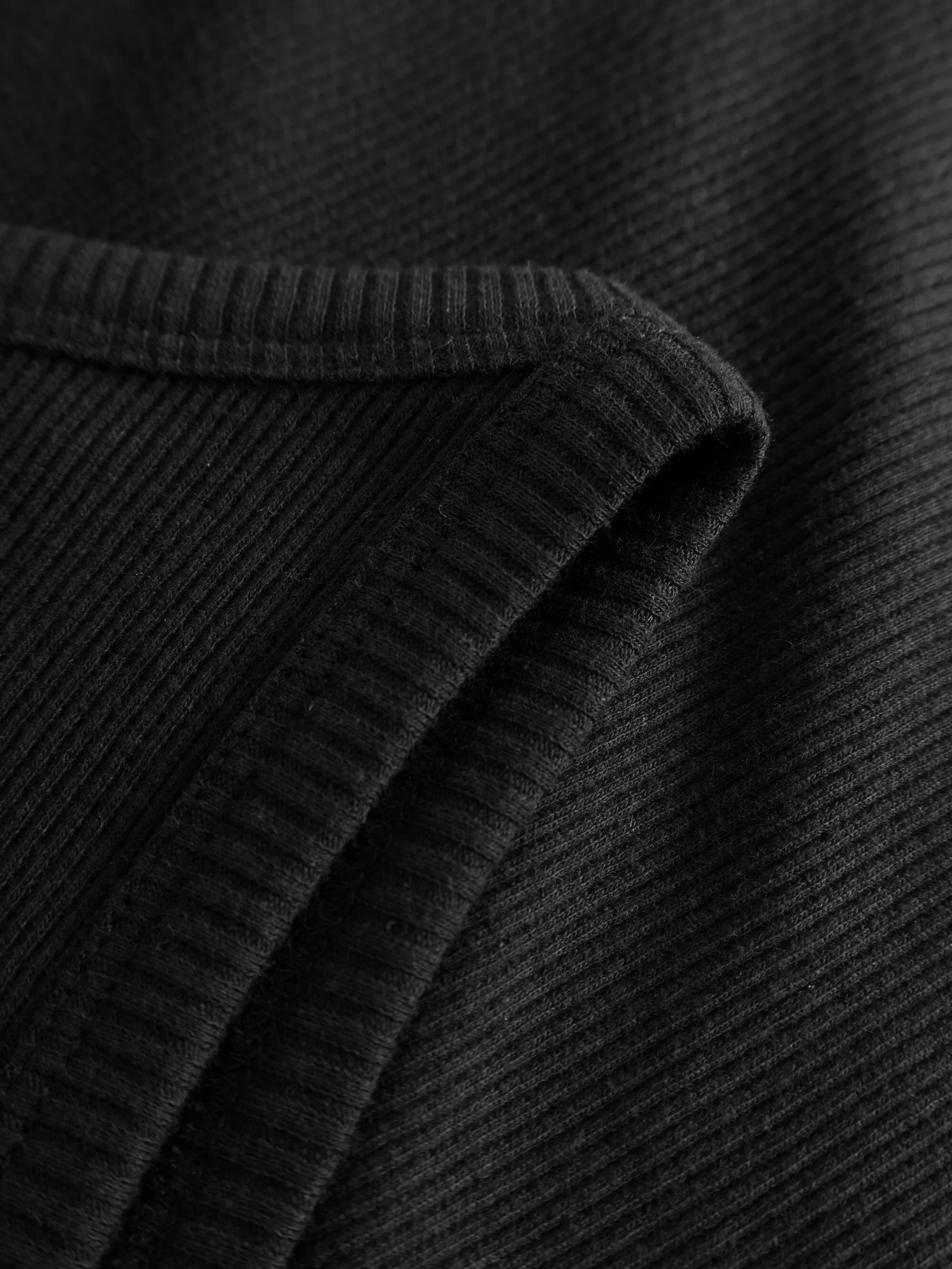 Racer rib top - Black Jet Knowledge Cotton