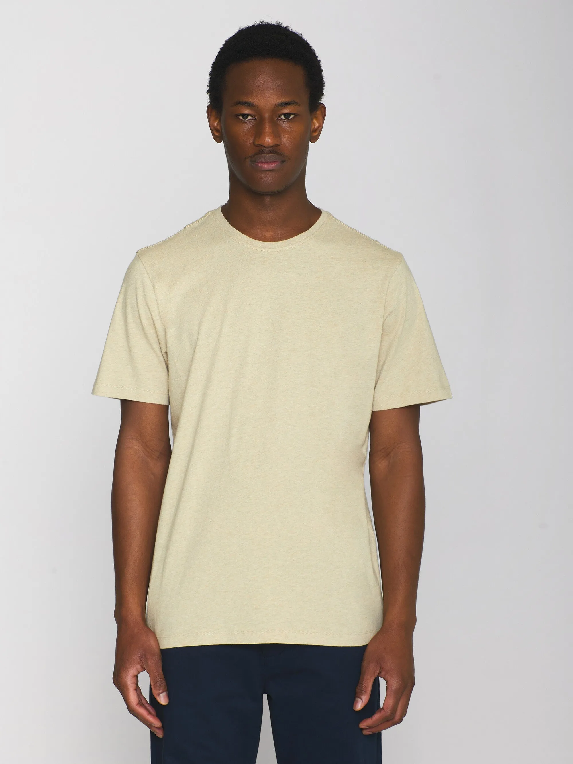 Regular fit Basic tee - Safari melange Knowledge Cotton