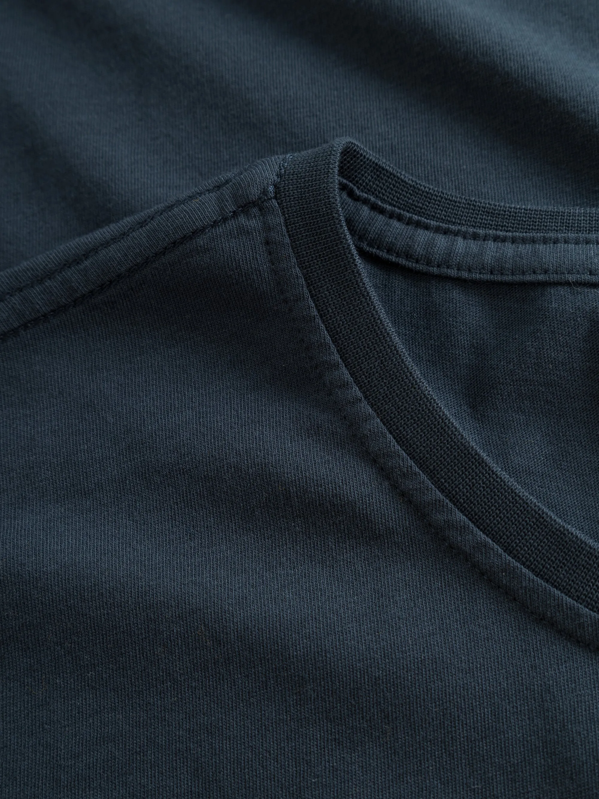 Regular fit Basic tee - Total Eclipse Knowledge Cotton