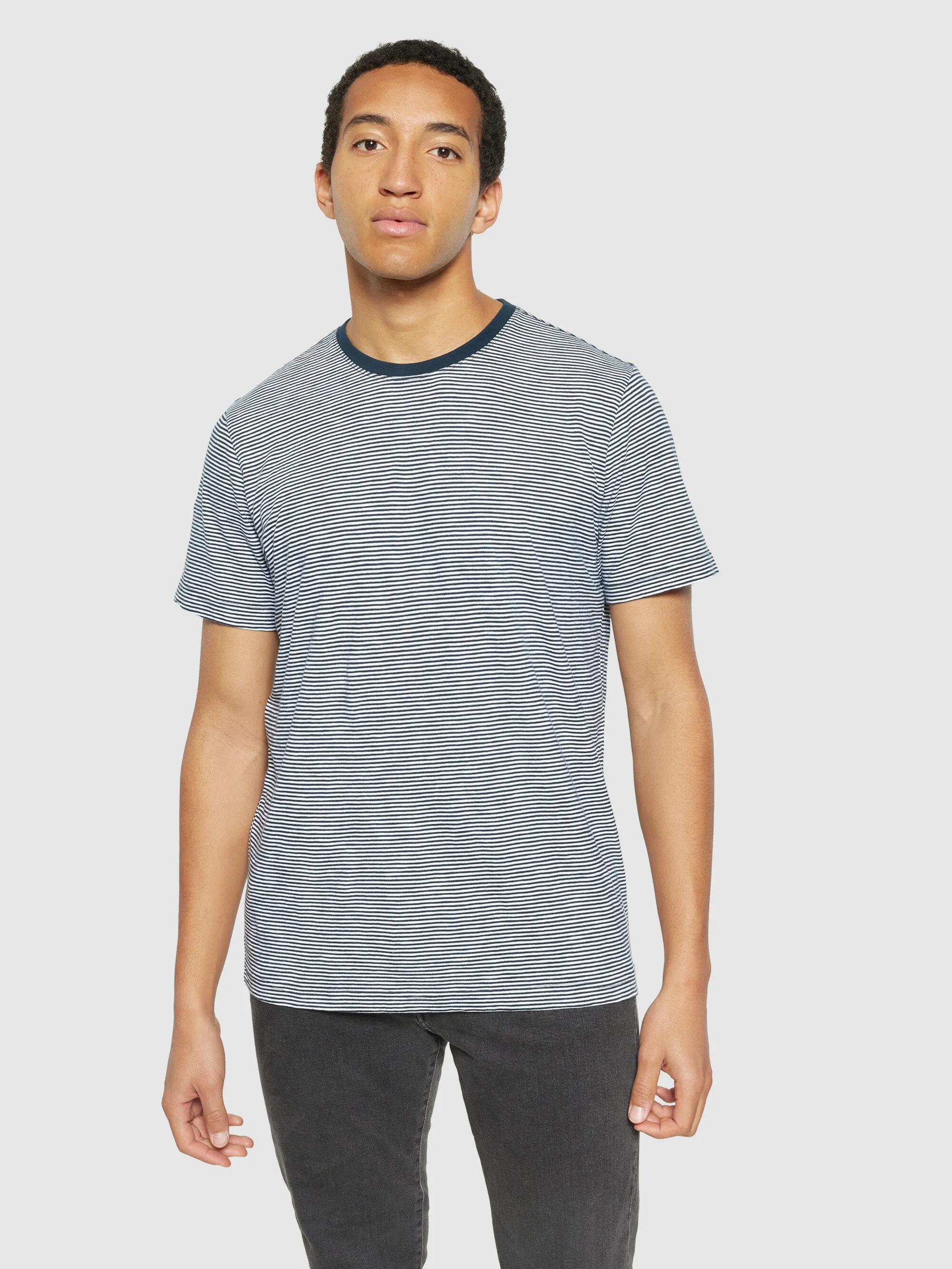 Regular fit Striped basic tee - Blue stripe Knowledge Cotton