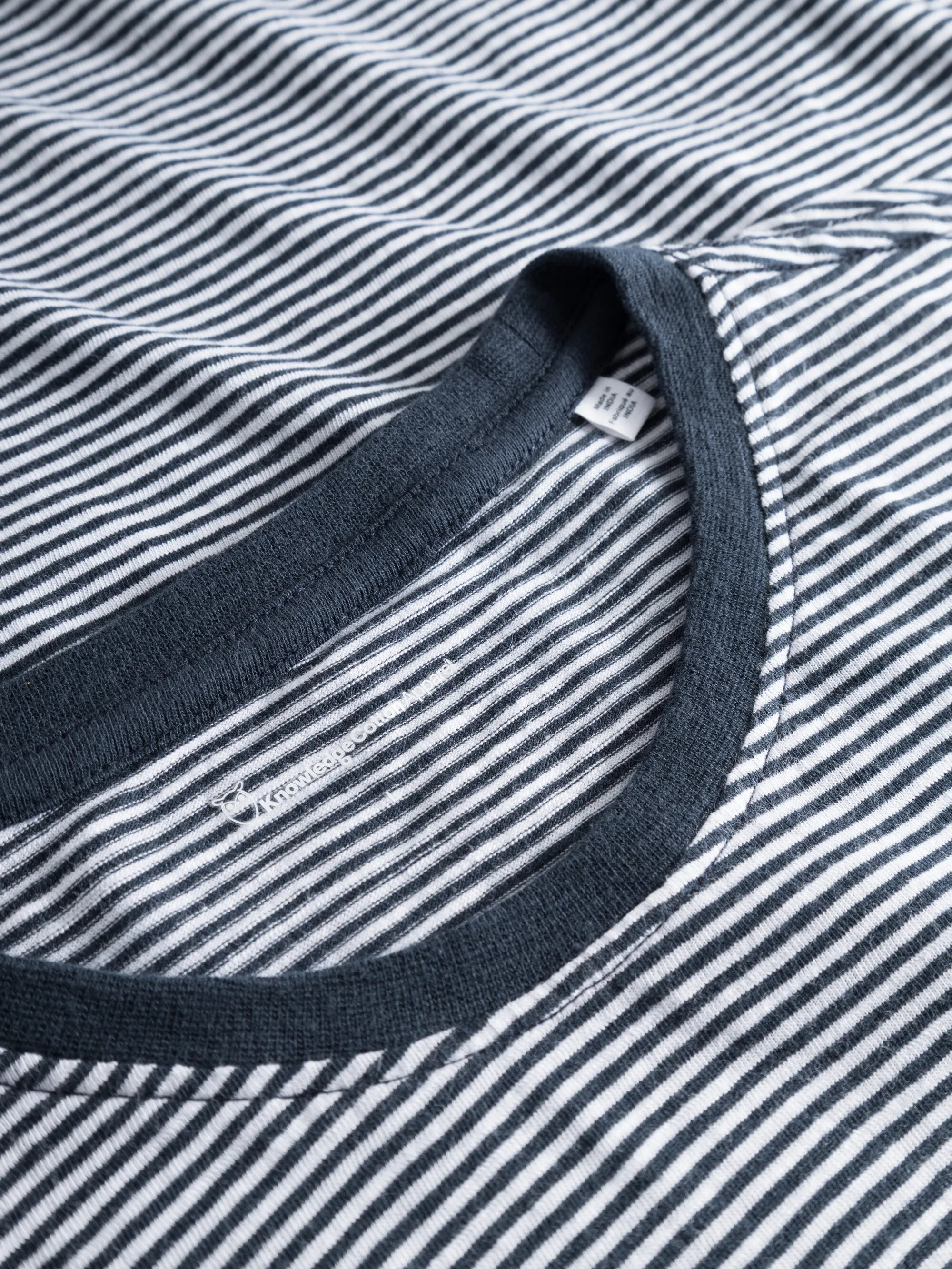 Regular fit Striped basic tee - Blue stripe Knowledge Cotton